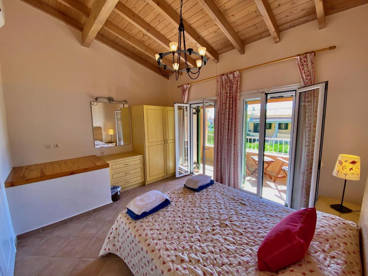 La Riviera Barbati Seaside Apartments & Villas Εξωτερικό φωτογραφία